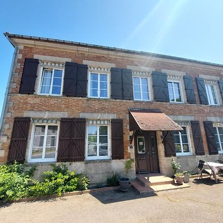 Chez Marie Hotel Drosnay Екстериор снимка