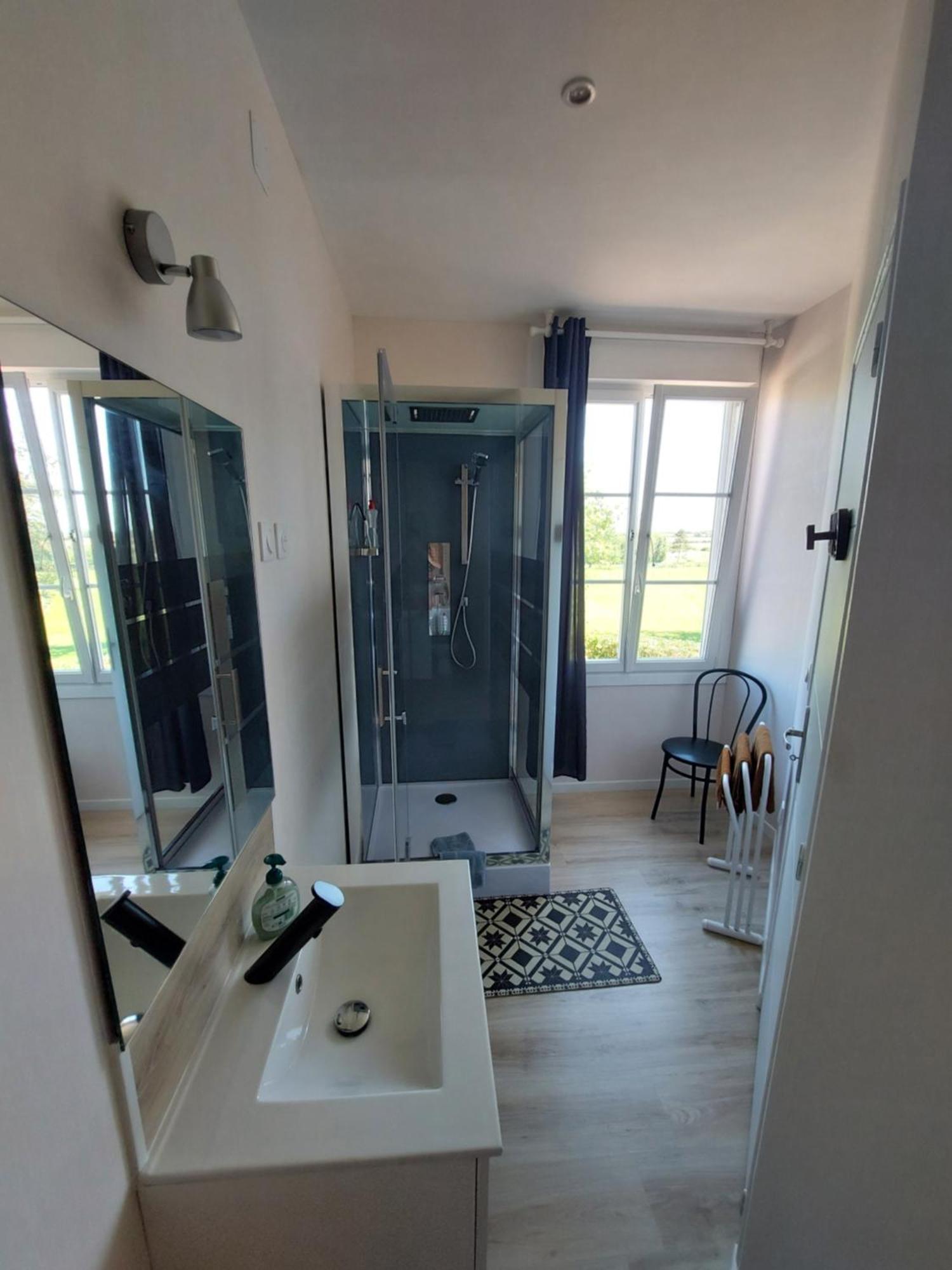 Chez Marie Hotel Drosnay Екстериор снимка