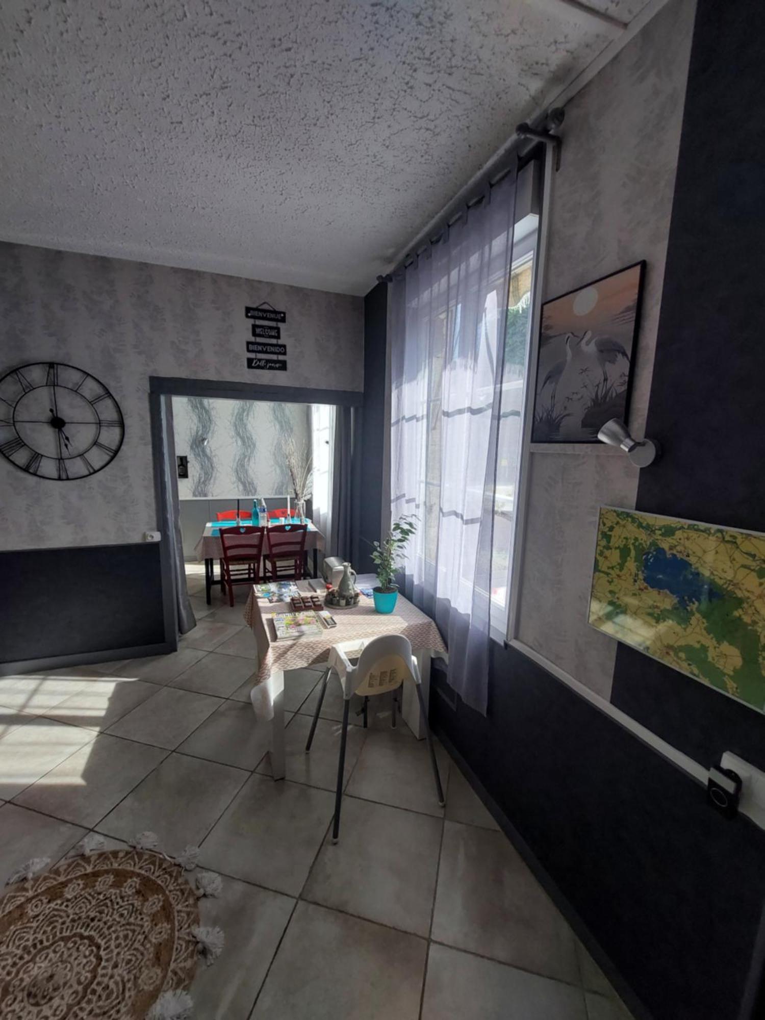 Chez Marie Hotel Drosnay Екстериор снимка